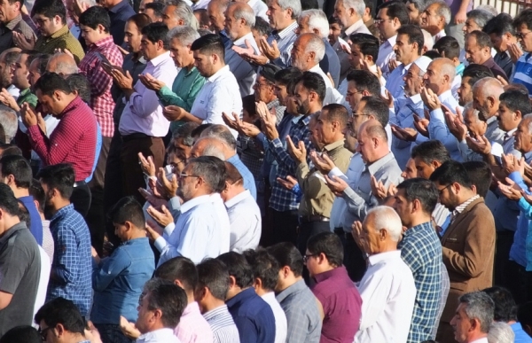 نماز مهمانی خدا در گچساران برگزار شد 144